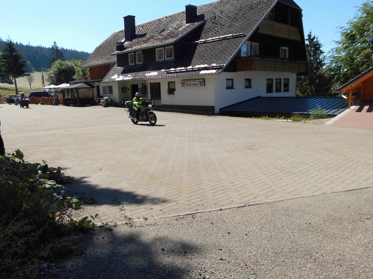 Schwarzwaldgasthaus Salenhof Titisee-Neustadt Kültér fotó